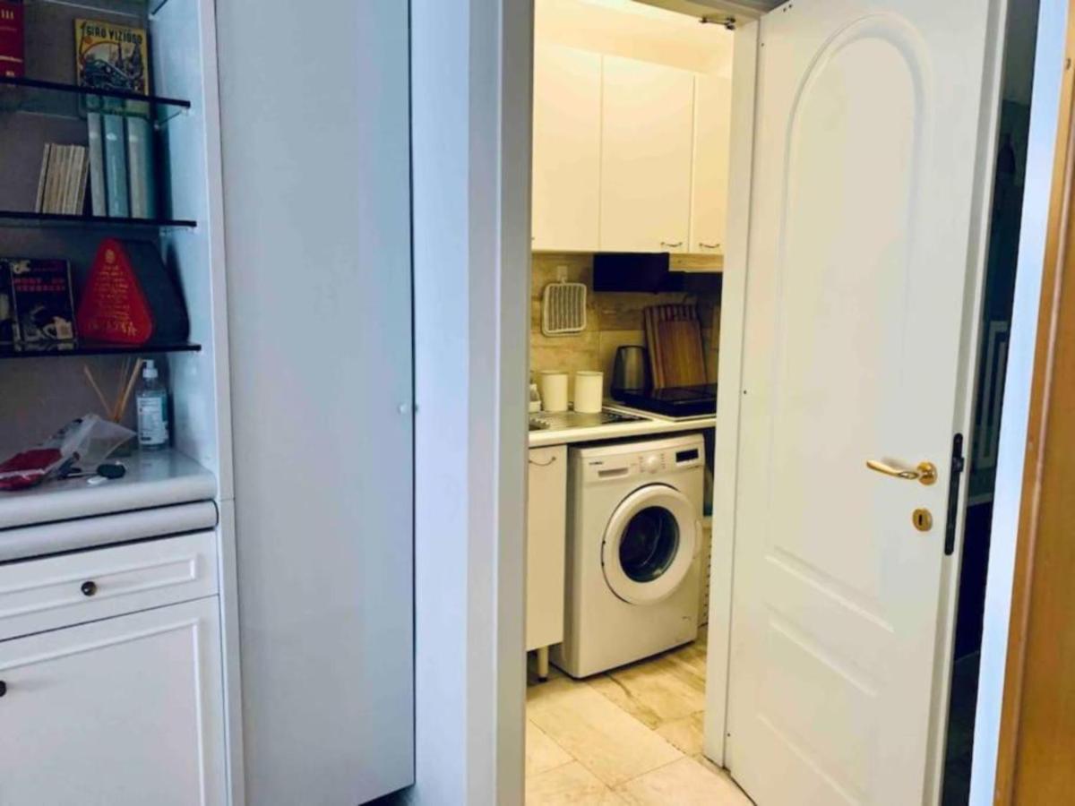 Appartamento Cagliari Centro Con Vista Sul Porto Luaran gambar