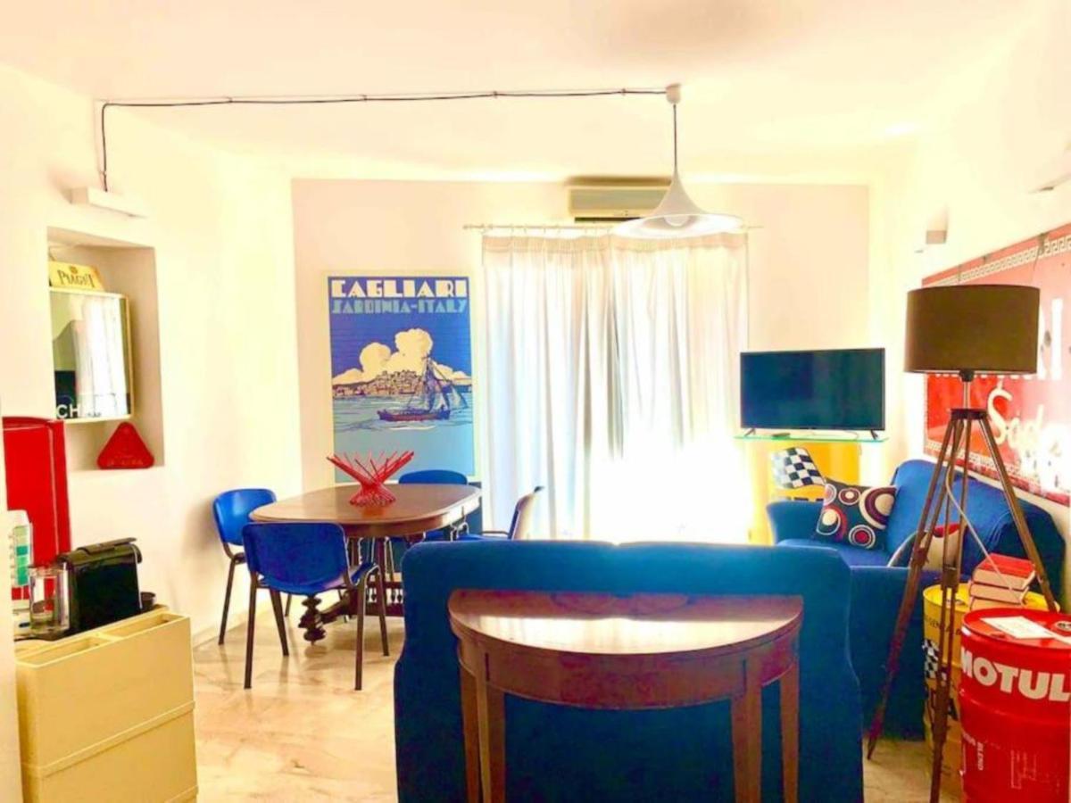 Appartamento Cagliari Centro Con Vista Sul Porto Luaran gambar